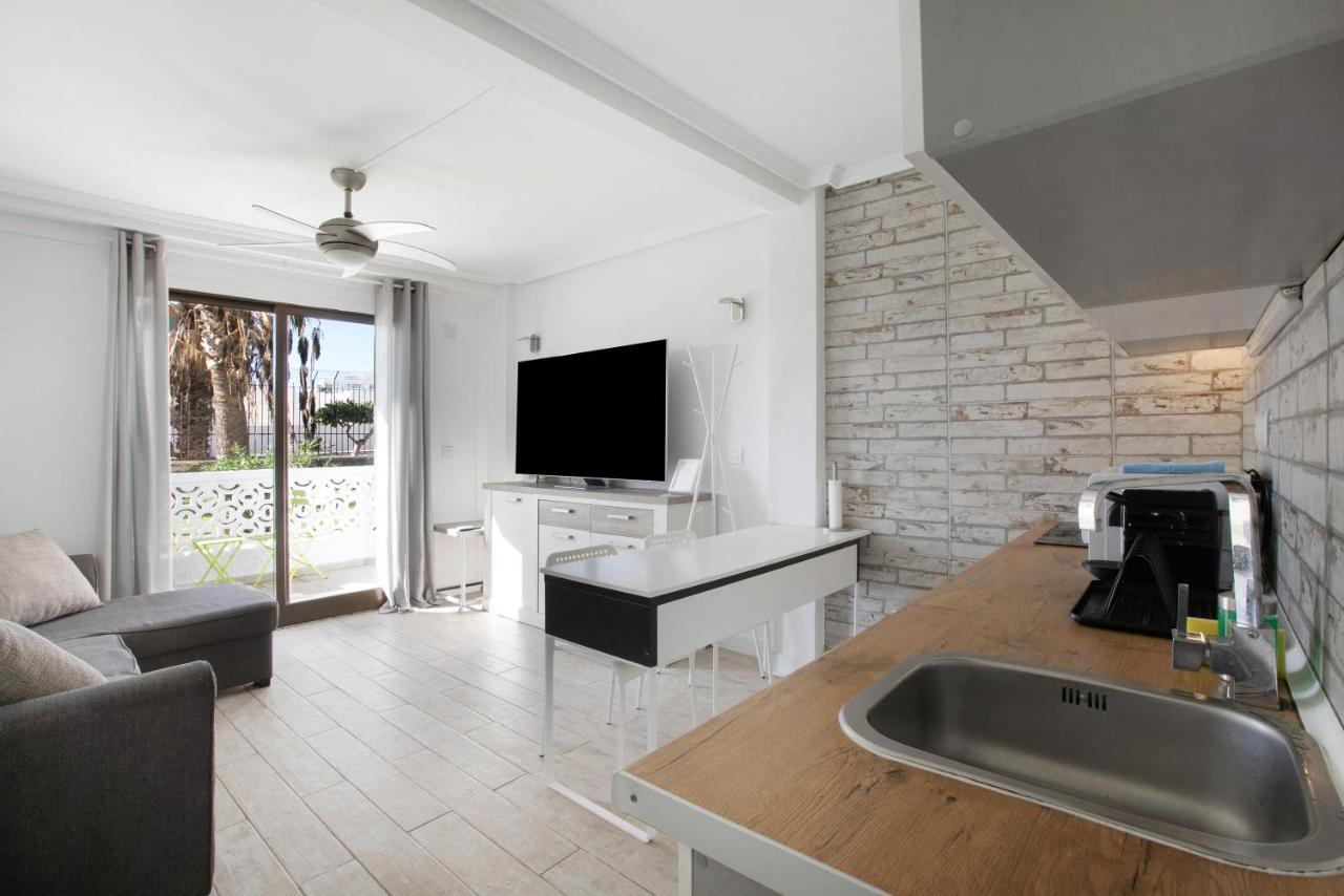 Apartment At 30 Mts From Sea Плая-де-лас-Америкас Экстерьер фото